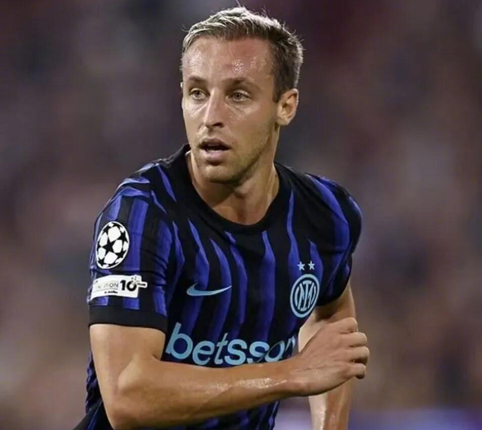 伯恩茅斯与诺丁汉森林争夺国米中场弗拉泰西|意大利|加拉塔萨雷|英格兰|国际米兰|英格兰俱乐部_新浪体育_新浪新闻