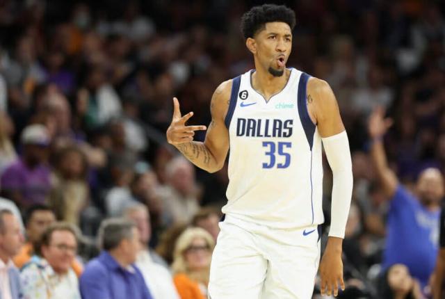 开云登录网址入口-伍德搭档东契奇效果喜人 新赛季冲击最佳第六人