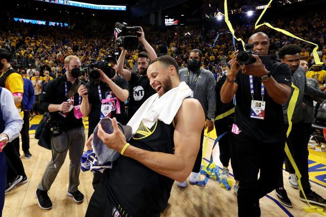 1654160611106088233.jpeg 1653667457_98_Stephen-Curry-named-first-ever-Western-Conference-Finals-MVP.jpeg