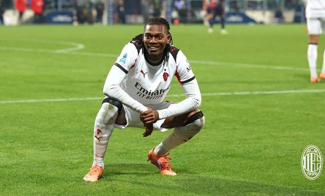 开云下载-足球市场：米兰已经开始讨论莱奥续约，球员愿意留队